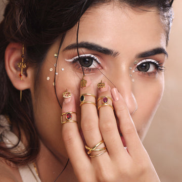 Capricorn Nail Ring with birthstone